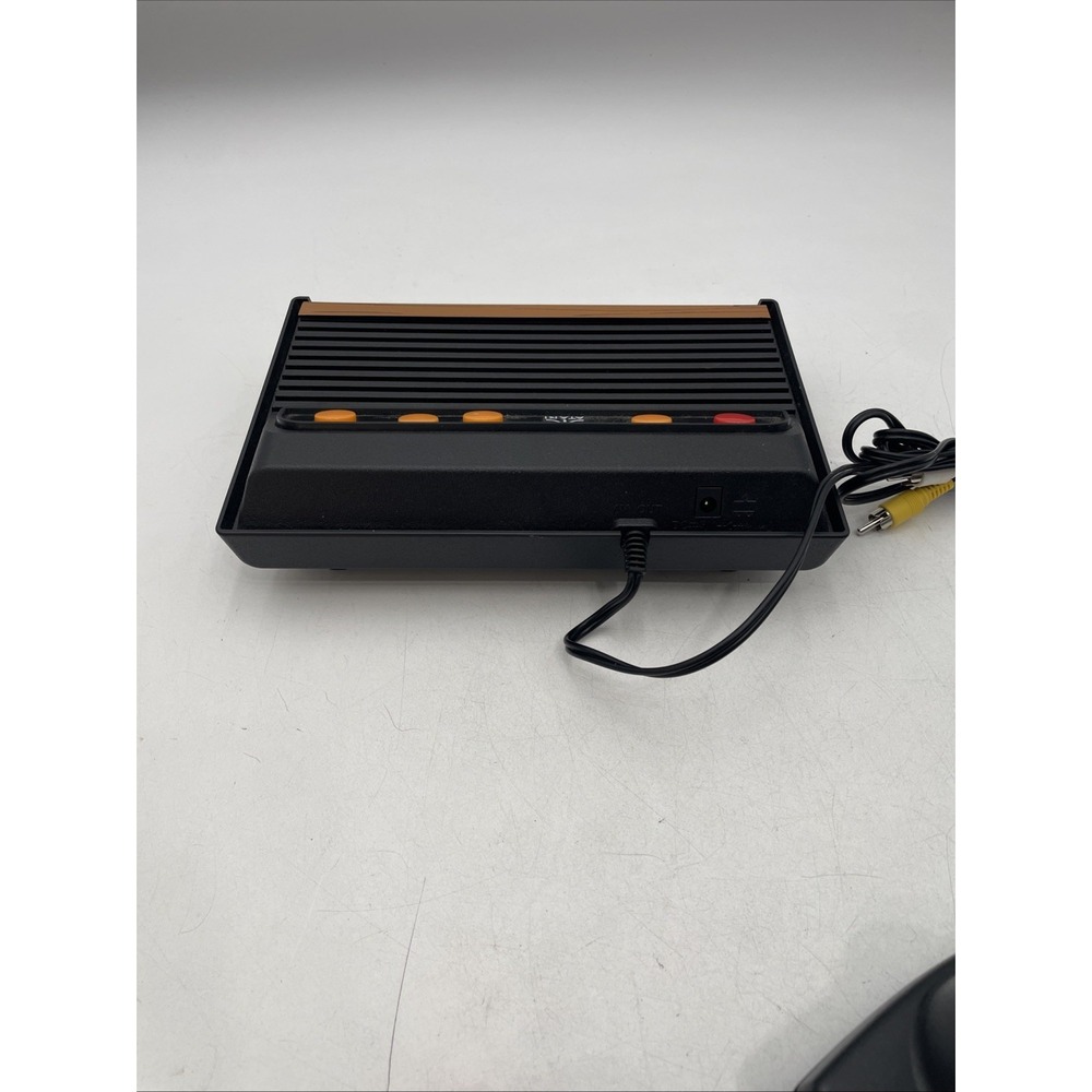 Atari Flashback Classic Game Console +Two Controllers - Picture 4 of 8